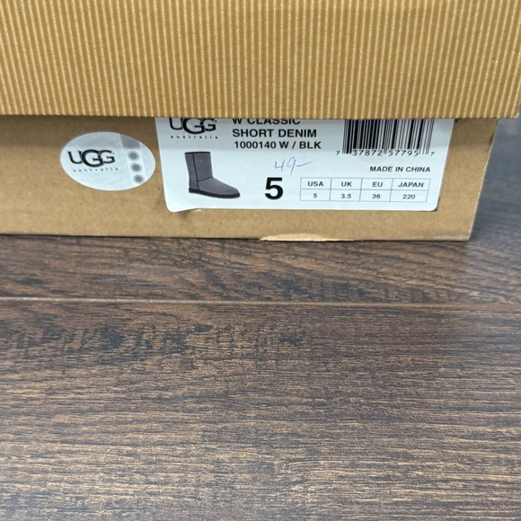 Ugg Classic Short Denim in Black - Picture 2 of 11